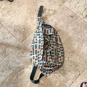 Kavu Multicolor Geometric Sling Bag